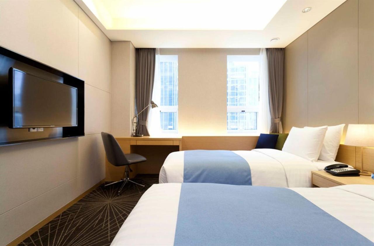 Days Hotel By Wyndham Seoul Myeongdong Exterior photo